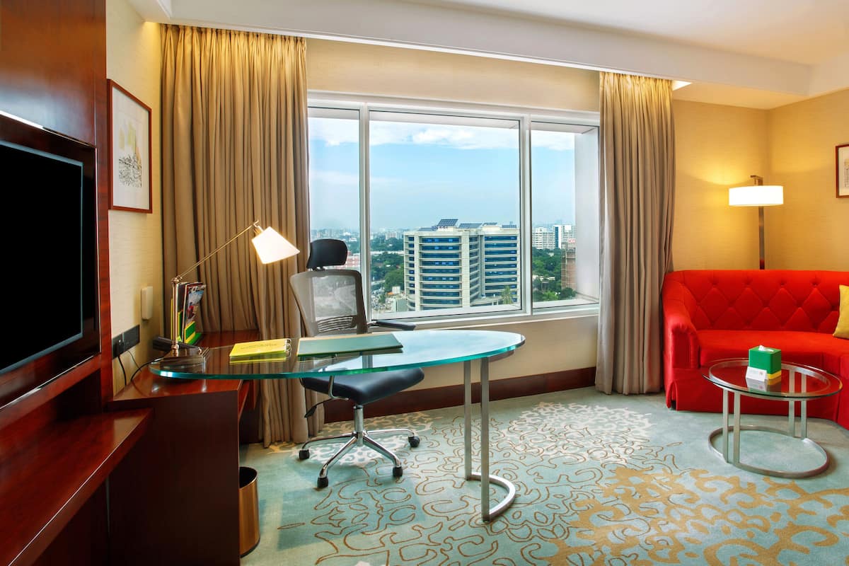Premium bedding, minibar, in-room safe, desk