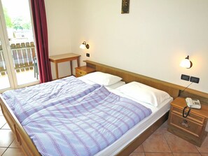 1 habitación, cuna de viaje, wifi gratis y ropa de cama 