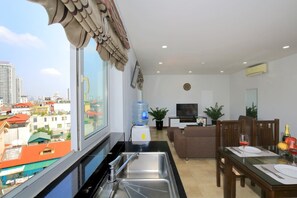 Căn hộ dành cho gia đình, 2 phòng ngủ, hút thuốc, cao tầng | Khu phòng khách