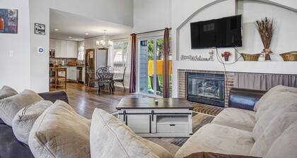 4 chambres 3. 5 salles de bain prĂšs de Ft. Carson * Animaux OK