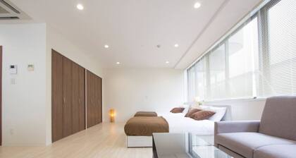 Cozy and Convenient Royal Heights