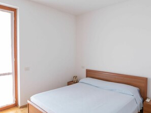 1 soverom, reiseseng for barn og wi-fi (inkludert)