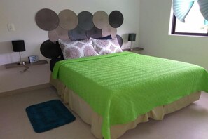 3 bedrooms, WiFi, bed sheets