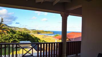 Superior Double Room, 1 King Bed | Beach/ocean view