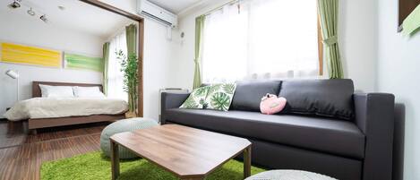 Departamento | 1 habitación, escritorio y espacio para trabajar con laptop