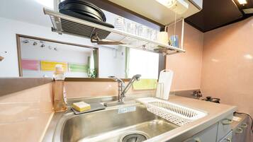 Apartment | Private kitchen | Fridge, microwave, stovetop, electric kettle