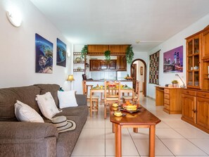 Living area - Great 'San Marino' Terrace & Pool (Los Cristianos)