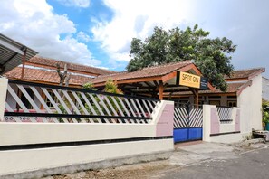 Property grounds - SPOT ON 2875 Madani Family Residence Syariah (Malang)