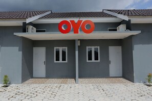 Exterior detail - Borneo Homestay (Palangkaraya)