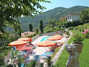 Pool - Nice apartment for 3 guests with pool, WIFI, TV, patio and pets allowed (Pieve)