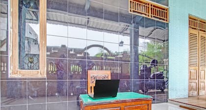OYO Life 2546 Griya Widya Syariah