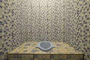 Bathroom - SPOT ON 2805 Oryza Place Syariah (Karangtengah)