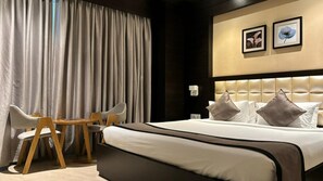 Premium Room | Egyptian cotton sheets, premium bedding, laptop workspace, free WiFi - Wonder Country Club and Resort (Kharagpur)