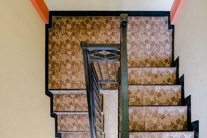 Staircase - Hotel O Panderman Residence (Blitar)