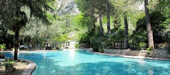 Cosy apartment for 5 people with pool, WIFI, TV and terrace