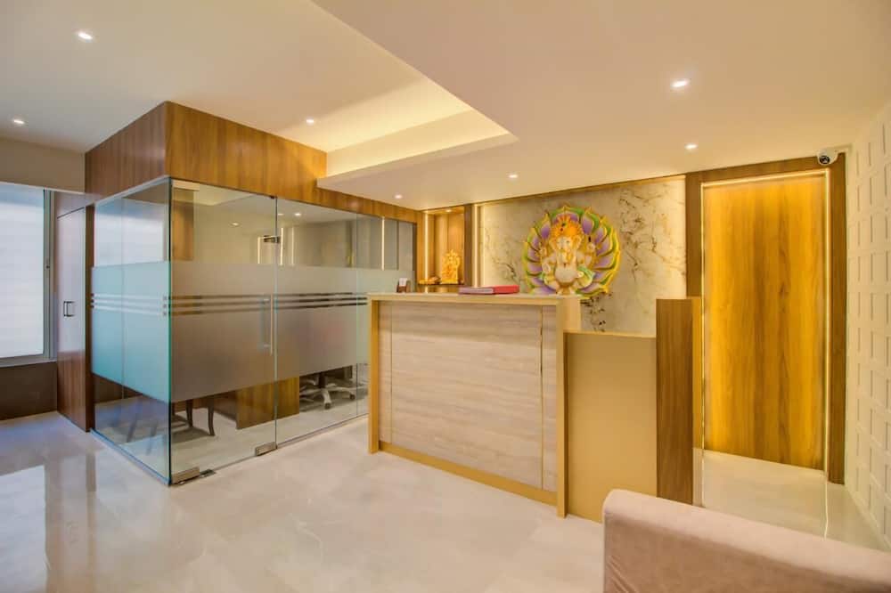Hotel Malad Inn