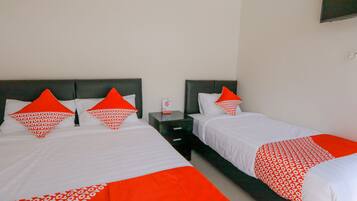 Family Room | Free WiFi, bed sheets