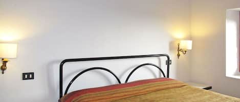 1 makuuhuone, ilmainen Wi-Fi, vuodevaatteet