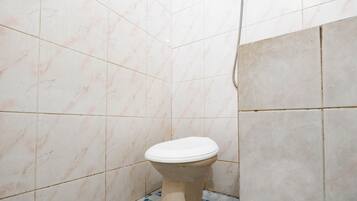 Shower dan handuk