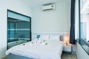 Phòng đôi Deluxe | Khu phòng khách | TV LED 36-inch có truyền hình cáp, TV, các kênh phim chiếu ra mắt 