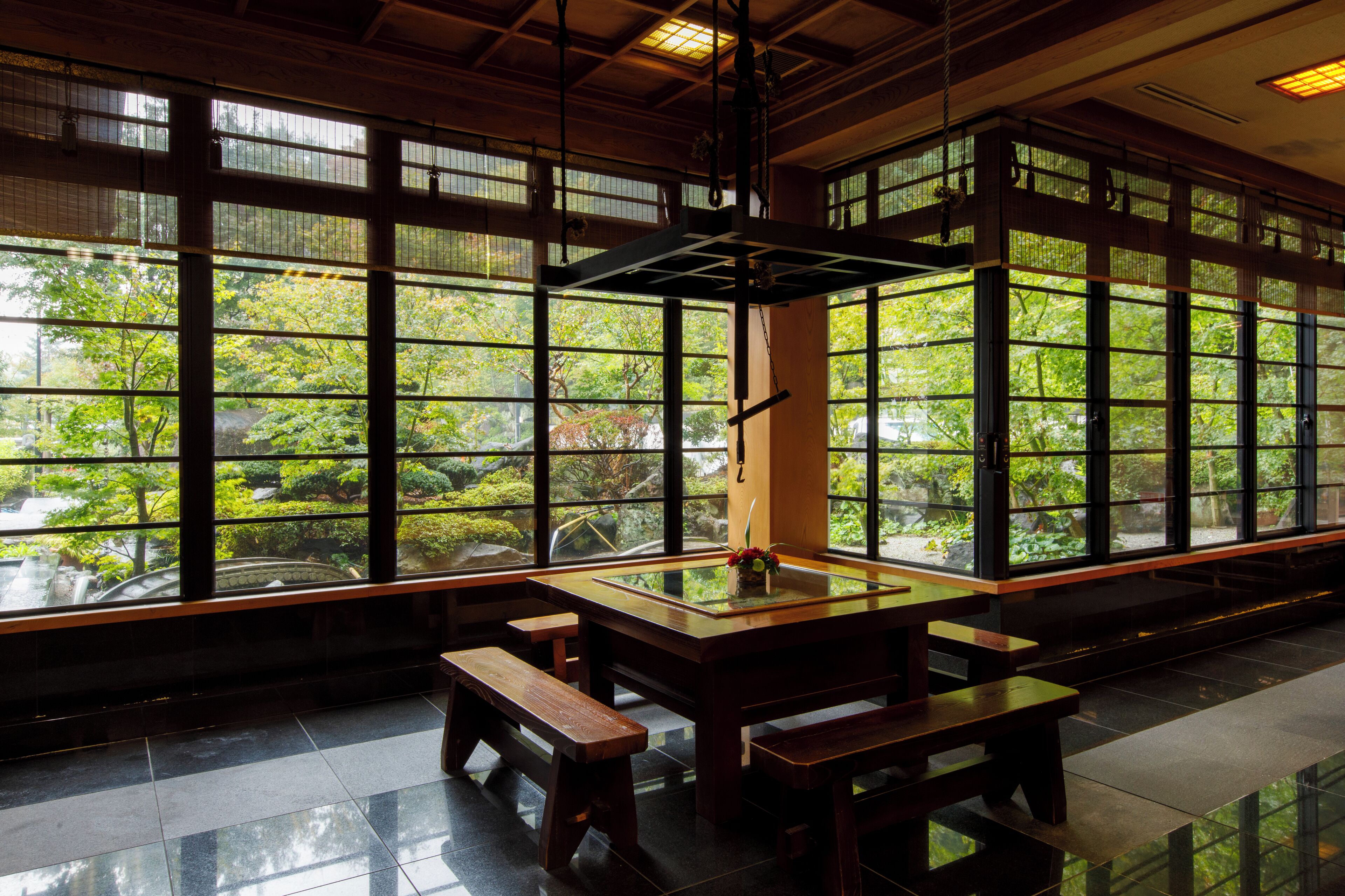 Hypo-allergenic bedding, down comforters, in-room safe, desk