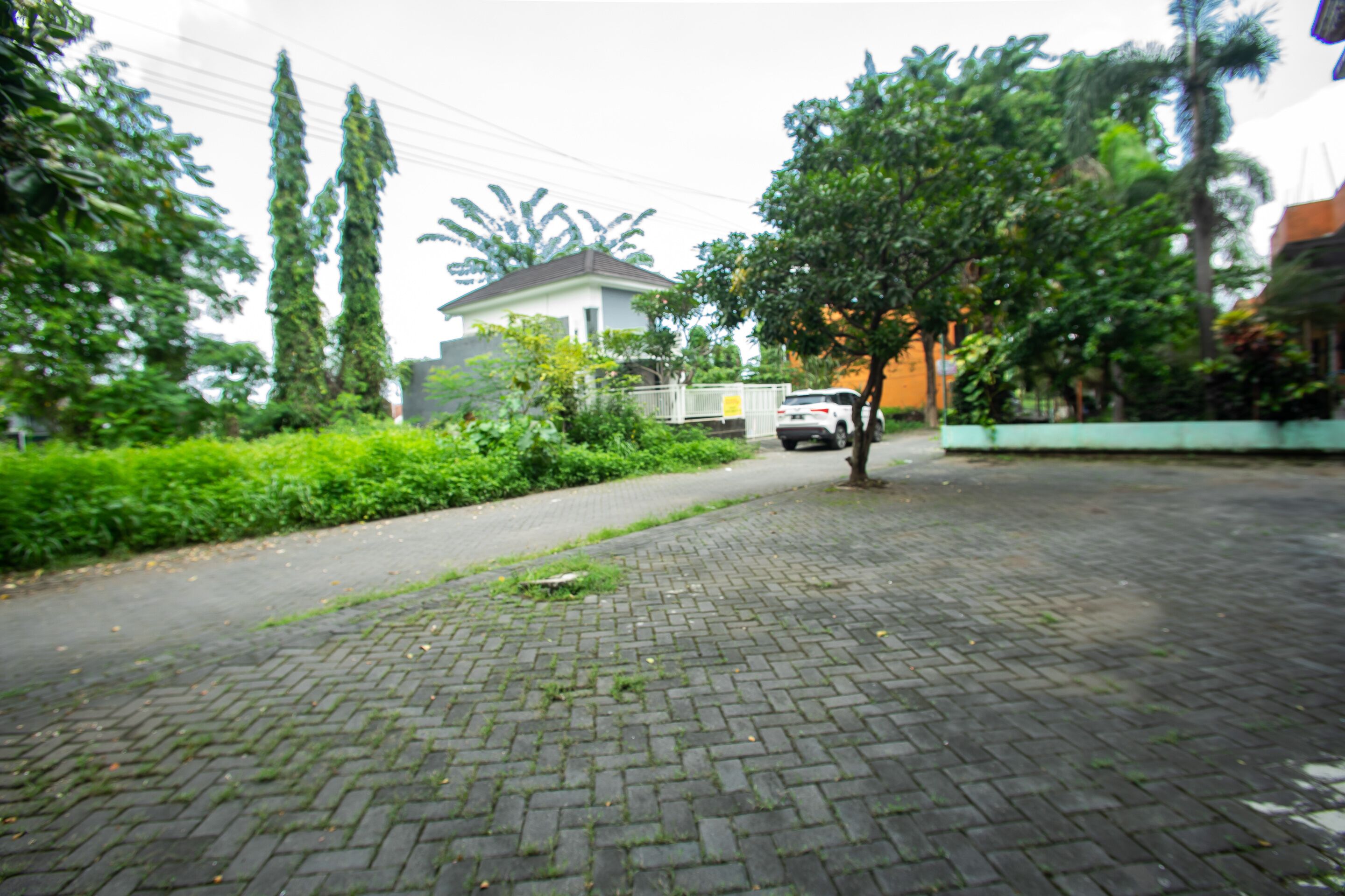 Ubetjent parkering (inkludert)