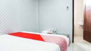 Desk, free WiFi, bed sheets