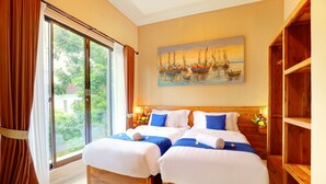 5 bedrooms, in-room safe, iron/ironing board (on request), bed sheets - Villa Alessandra Suite 1 Seminyak (Seminyak)