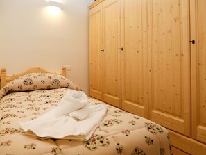 1 habitación, cuna de viaje y wifi gratis 