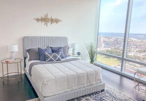Executive Apartment | 2 bedrooms, in-room safe, individually furnished, free WiFi - 414 Light St (Baltimore)