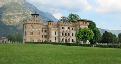 Nice apartment for 4 people with pool, WIFI, A/C, TV, patio and pets allowed