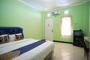 Quarto casal | Escrivaninha, Wi-Fi de cortesia, roupa de cama