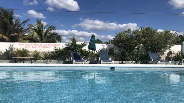 Outdoor pool - Hotel Escalante (Progreso)