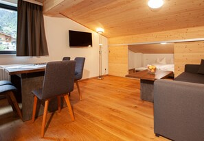 2 chambres, coffres-forts dans les chambres, Wi-Fi gratuit