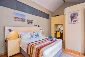 Family Room, Multiple Beds