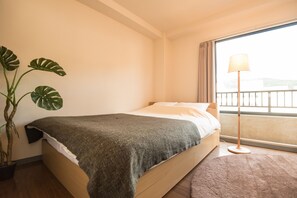 Chambre Standard double (302) | 1 chambre, fer et planche à repasser, accès au Wi-Fi (inclus)