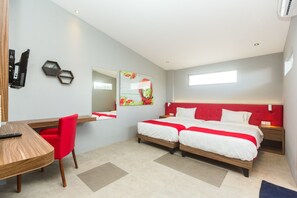 7 quartos, escrivaninha, Wi-Fi, roupa de cama