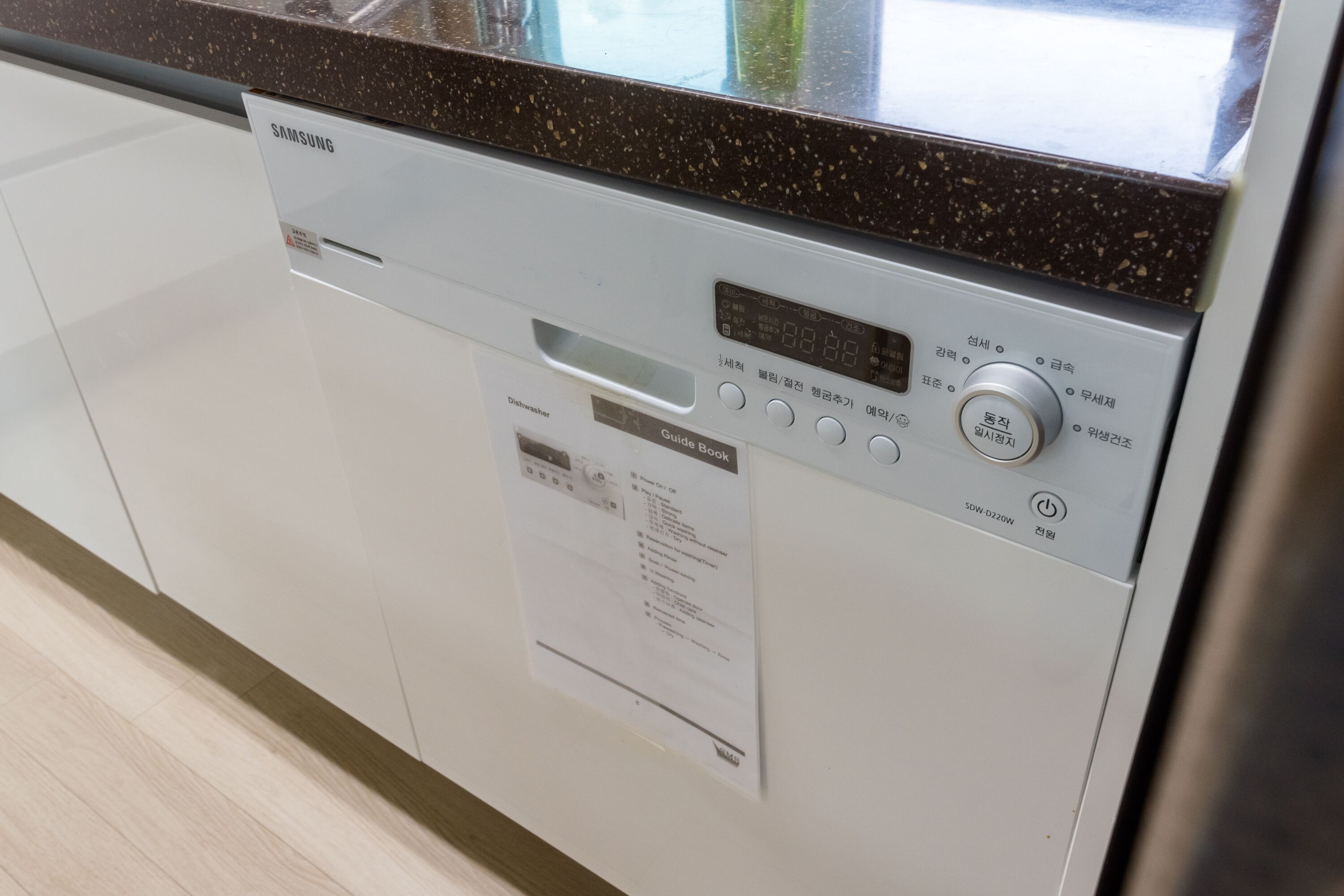 3 bedrooms, blackout curtains, iron/ironing board, free wifi