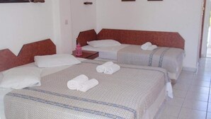 Iron/ironing board (on request), free WiFi, bed sheets - Villa Gesthimani (Sithonia)