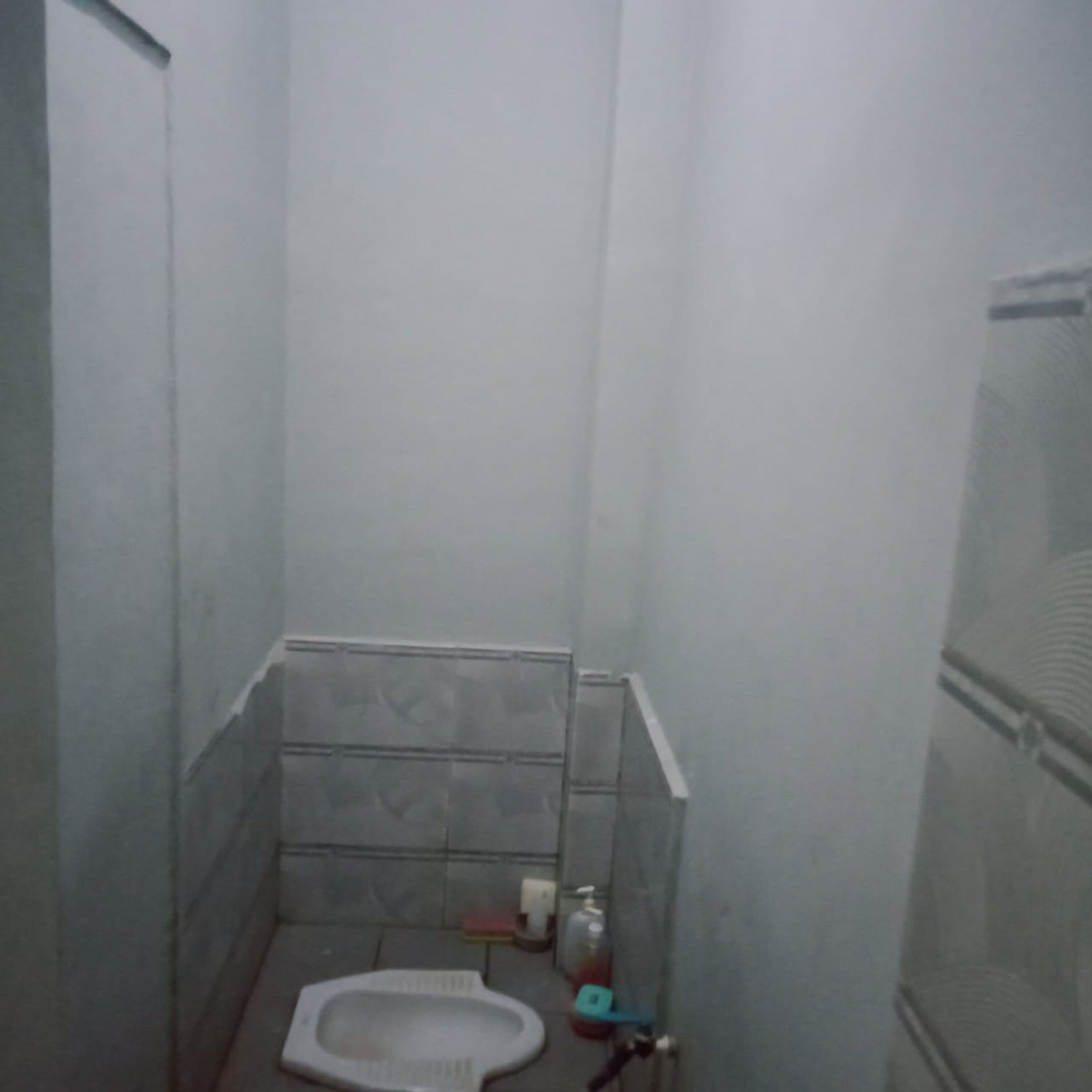 Standard Double Room | Bathroom | Shower, towels, toilet paper