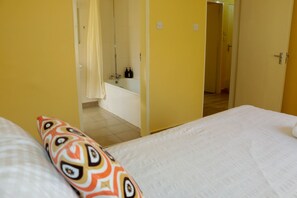 1 Schlafzimmer, Zimmersafe, Bügeleisen/Bügelbrett, WLAN