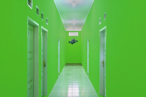 Lobby - OYO 2859 Fatan Costel Syariah (Karangtengah)