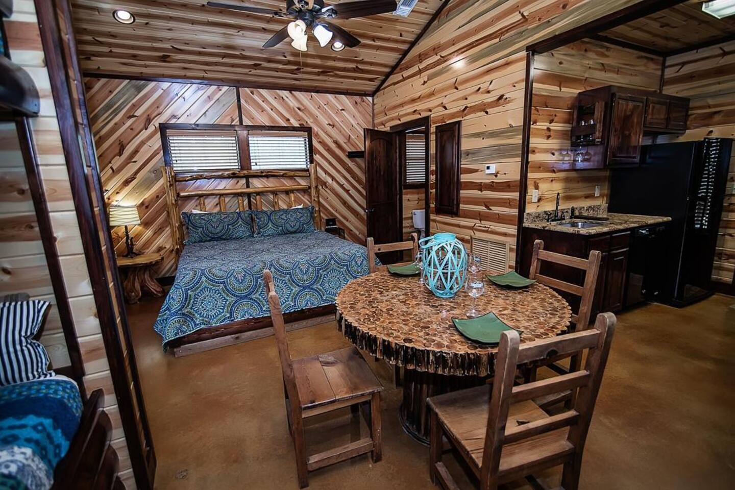 1 habitación, escritorio, wifi gratis y ropa de cama 