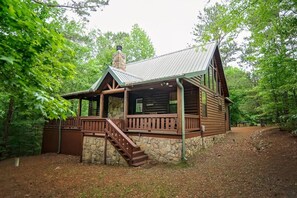 Exterior - Hickory Hideaway- Broken Bow/Hochatown- 3bd (Broken Bow)