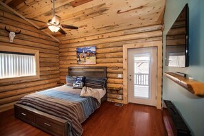 2 makuuhuonetta, ilmainen Wi-Fi, vuodevaatteet