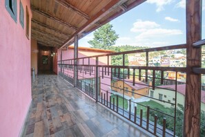 Camera Superior | Balcone