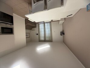 Interior - Beautiful apartment in villa for 8 people with A/C, WIFI, TV, patio and pets allowed (Rosolina)