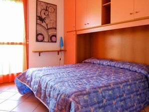 2 chambres, lit parapluie, Wi-Fi, draps fournis