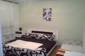 3 soveværelser, strygejern/strygebræt, Wi-Fi