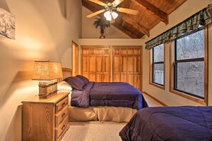 4 Schlafzimmer, Schreibtisch, Internetzugang, Bettwäsche